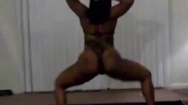 Amazing twerking action with my luscious ebony ex GF