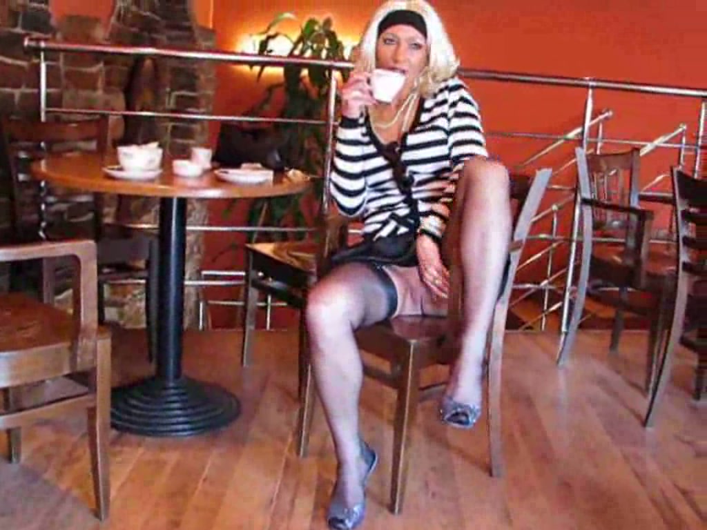 Nasty Blonde Wifey Flashes Her Upskirt With No Undies At Coffee Shop 2835
