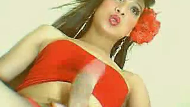 Gorgeous Tranny Masturbate her Cock