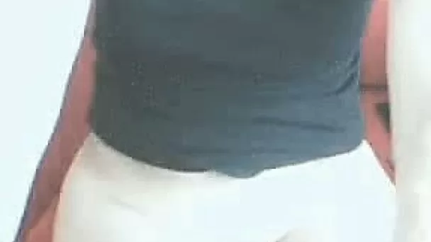 My first time masturbating on webcam and I do it gently