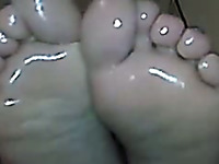 Delicious oily soles of my wife chillin in bed - pure homemade