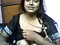 Self confident Indian MILF passionately kisses her lover