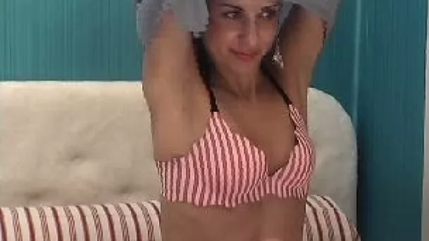 sexy petite camgirl masturbates