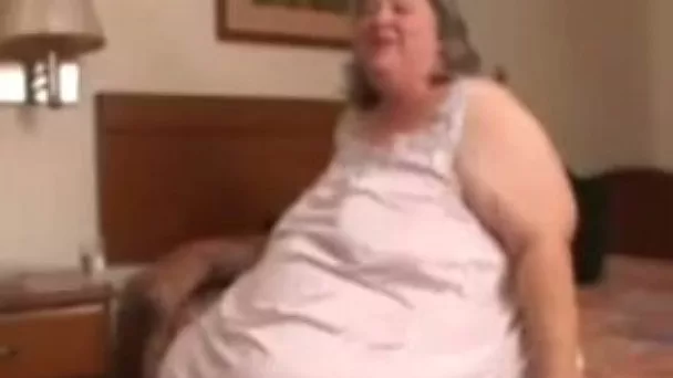 Insatiable granny with a large ass loves getting fucked in the ass