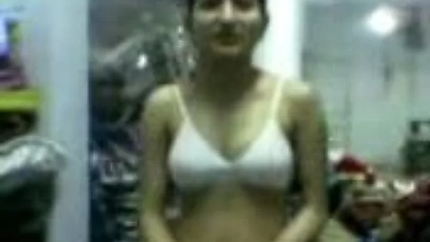 My Indian cute girlfriend is willing to fuck on webcam