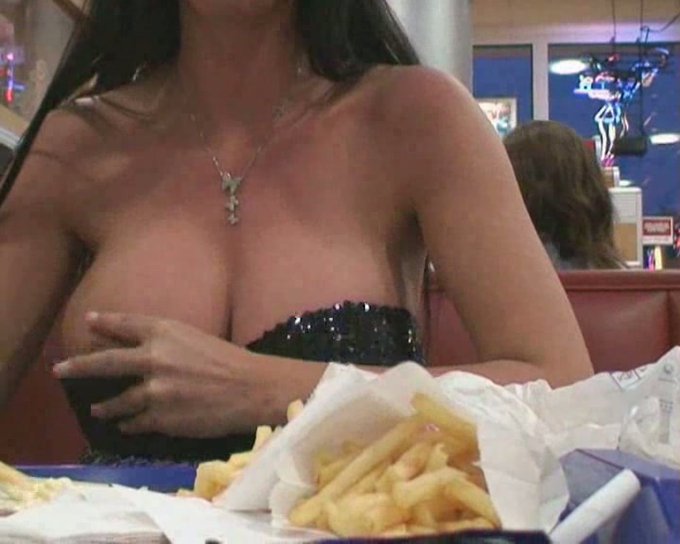 How About A Dirty Mature Fast Food Slut Sucking Dick Mylustc