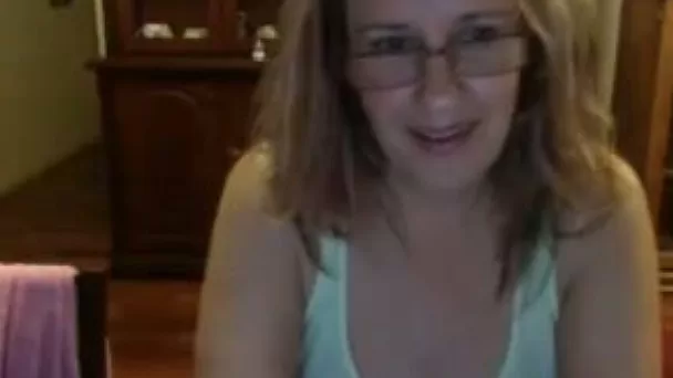 Juggy amateur mom shows her big soft tits and kneads them