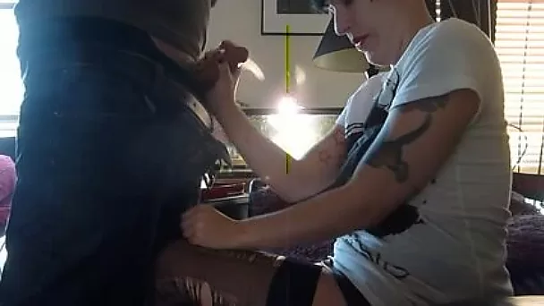 Tattooed hussy sucks my prick devotedly in homemade video