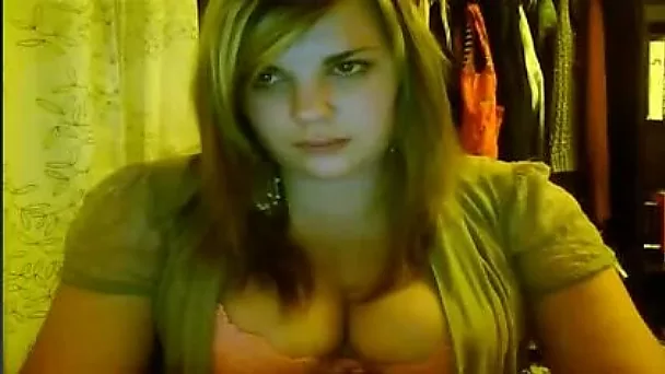 Nice webcam show with my coed boasting of her boobs