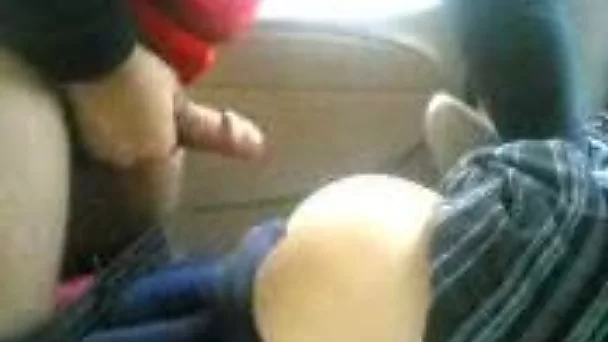 Quick doggyfuck with my former Egyptian girlfriend in car