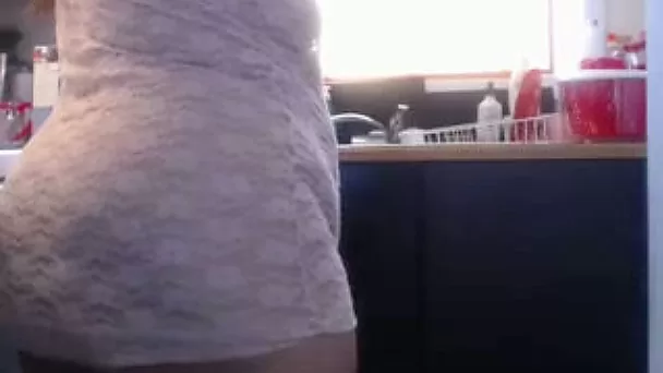 Lustful BBW whore is getting freaky in the kitchen