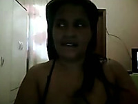 Frightening amateur webcam nympho wanna show off her big rack