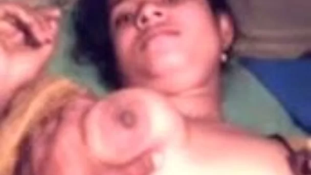 Naughty disgusting Indian brunette MILFie lady is nailed missionary