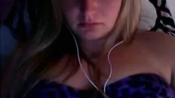 Chubby ex GF entertains herself by fingering and toying her cunt