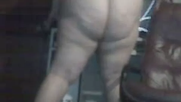 My astonishing BBW MILF wife shakes her giant rump and masturbates