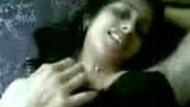 Submissive Indian teen girlfriend blows my dick and opens her legs