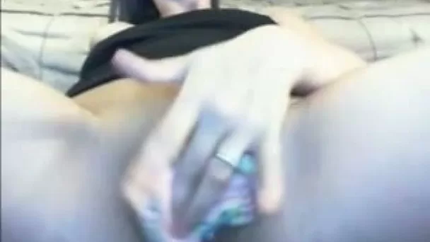 Freaky fetish of a mature and hot amateur woman on webcam