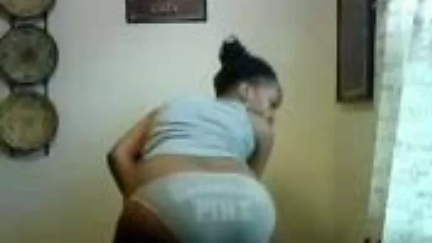 Busty and cute dark skin hoochie shows me her sexy ass