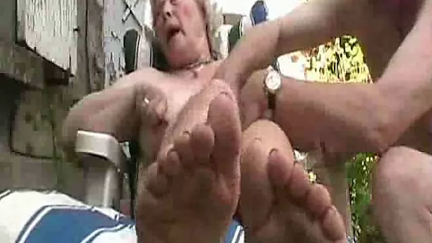 My old fat wife is all nude on the backyard on the lounger