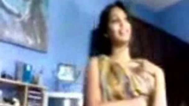 Sizzling hot Indian girlfriend feeding me with her sweet boobies