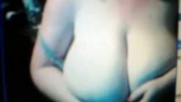 Pale skin webcam mommy fondles her ginormous H cup boobs  for me