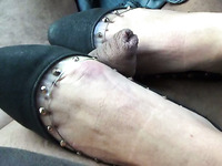 I gave my boyfriend a footjob in the car and it was extremely exciting