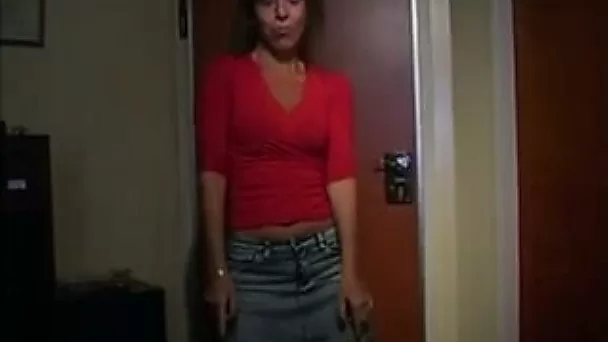 Regual white milf lady on webcam stripteases quite seductively