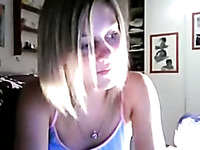 Sexy short haired auburn webcam amateur girlie tickles her cunt