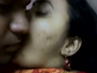 Mature and fat Bengali housewife in saree flashes her boobs