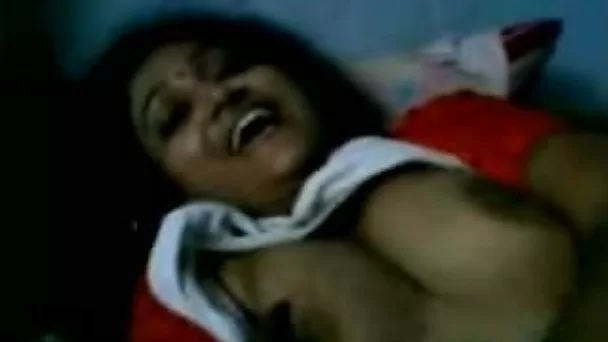 Dark skin chunky Desi milf playing with her young neighbor