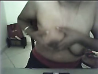 Plump amateur webcam mature nympho flashes her ugly saggy boobies
