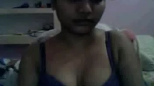Beautiful Indian girl showed her boobs but then felt shy
