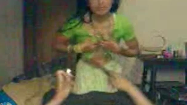 Hot authentic Bhadhi wife feels shy but wants to suck dick