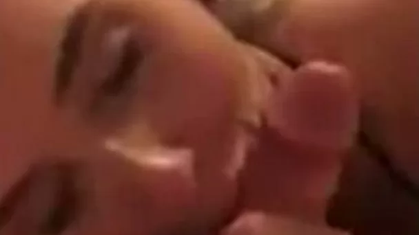 Sweet College Loves to Suck Dick in the Evening