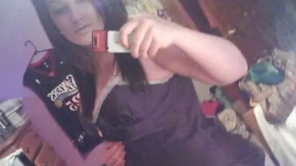 Amateur Pregnant Hoes!
