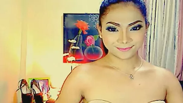 Pretty Pinay Shemale Masturbates her Rock Hard Cock