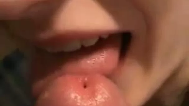 I taped the way my pale and slim ex-girlfriend greedily sucked my dick