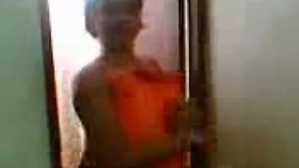 Indian amateur brunette GF sucked her BF's strong sloppy dick