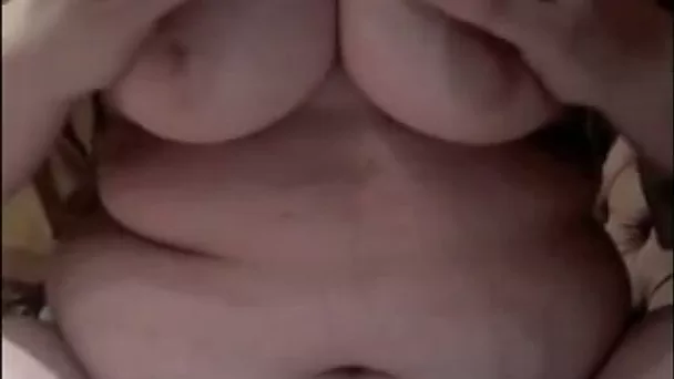 I fuck my cunt with deo bottle spreading legs wide open
