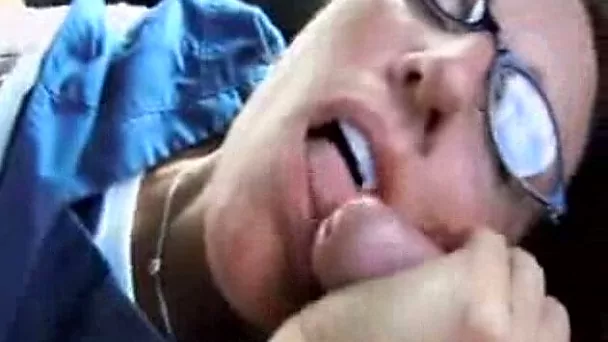 Voracious white lady in the car greedily eating dick on cam
