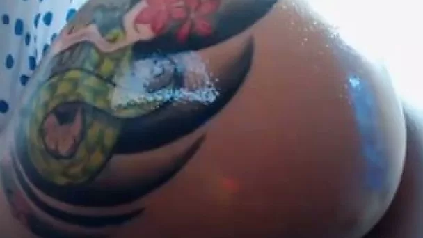 My perfect webcam girlfriend shows her tattoos boobs and slit