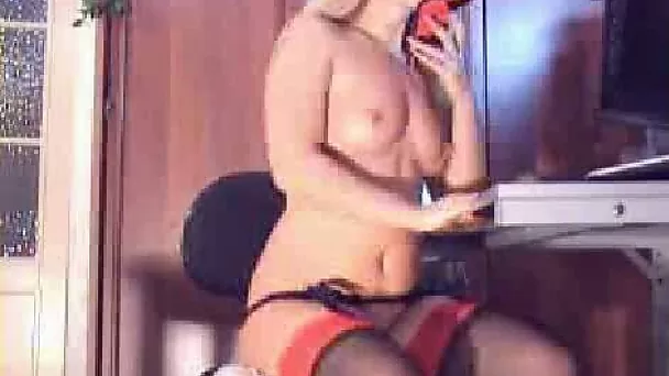 Hot and sexy blonde milfie shows her pussy from behind