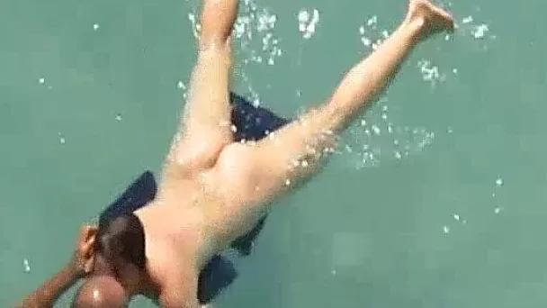 Very nice oral sex of an amateur couple on the beach