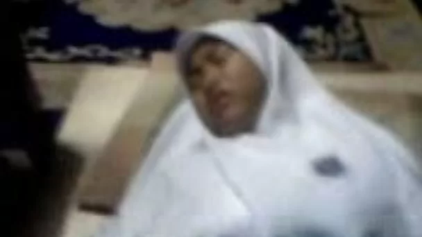 Amateur Hijab slutty Malay lady sucked dick and was fucked mish