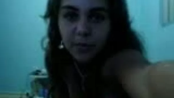 Sunburned webcam Latina teen masturbates her teeny cunt