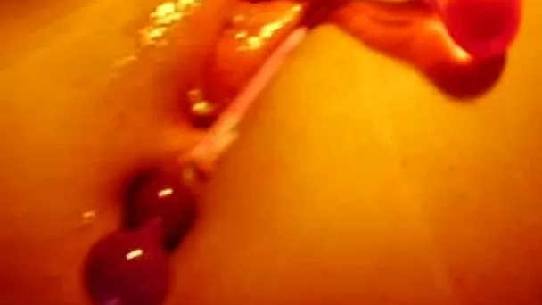 Bitchie webcam chick teased her both holes with anal beads