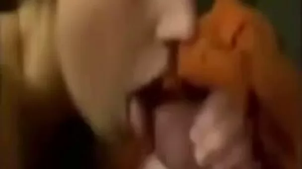 Spoiled teen whore sucking my dick deepthroat in amateur clip