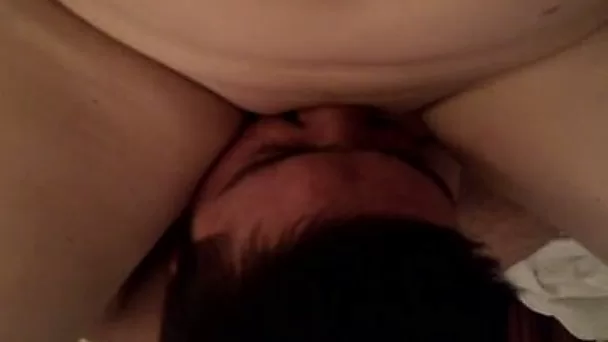 I please my horny fat wifey with great pussy licking