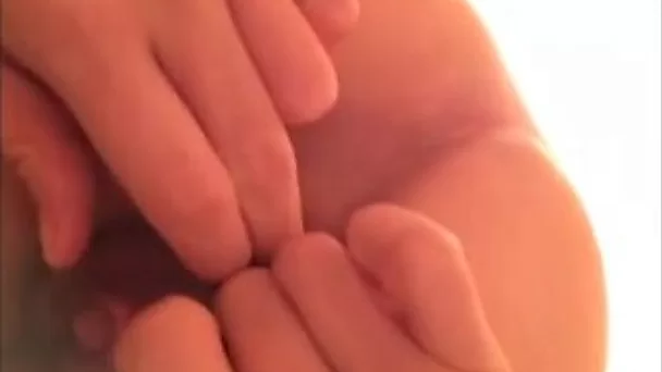 My Japanese girlfriend shows of her prolapse and stretched twat