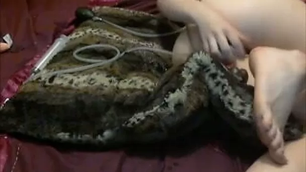 I play with my favorite sex toys when I lie totally alone